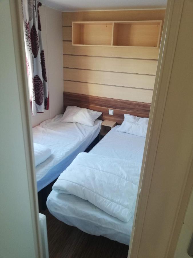 Grand Mobil Home 3Chbr 2Sdb Camping La Carabasse Vias Exteriér fotografie
